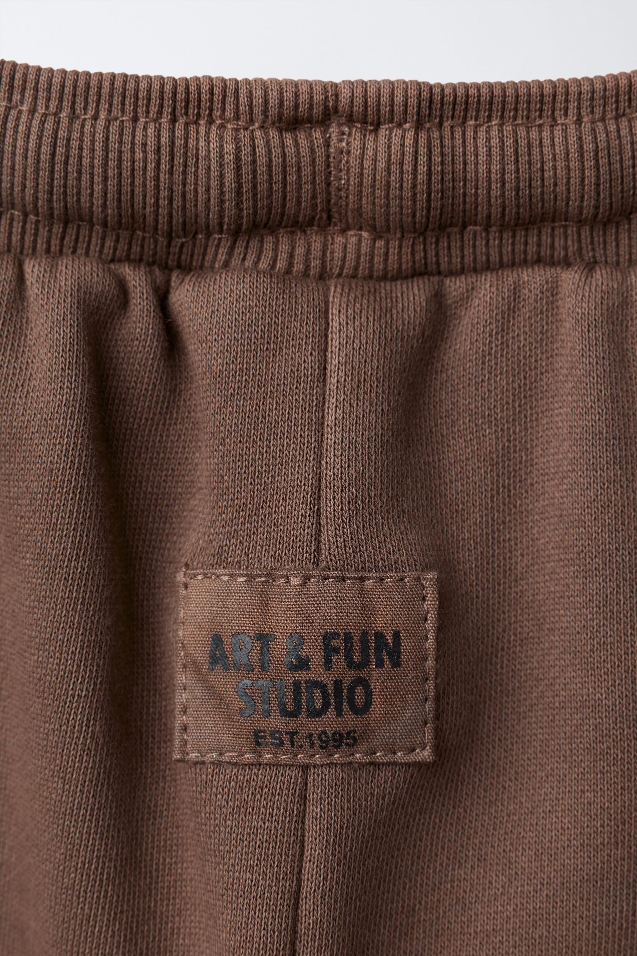 GARMENT DYED SEAM DETAIL JOGGING PANTS